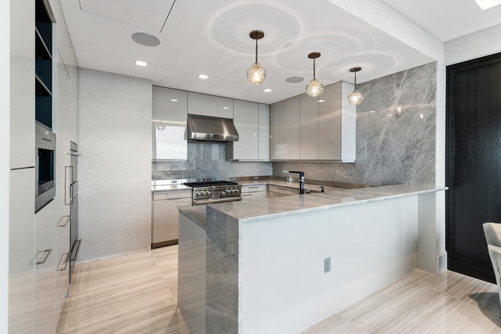 1 Dalton Street, Unit 3801 Boston, MA 02115 - Photo 10 of 38