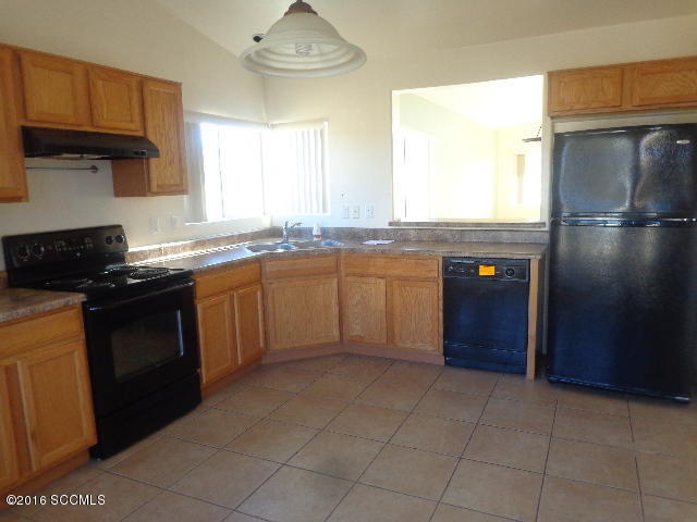 125 Alemania Court Rio Rico, AZ 85648 - Photo 4 of 13