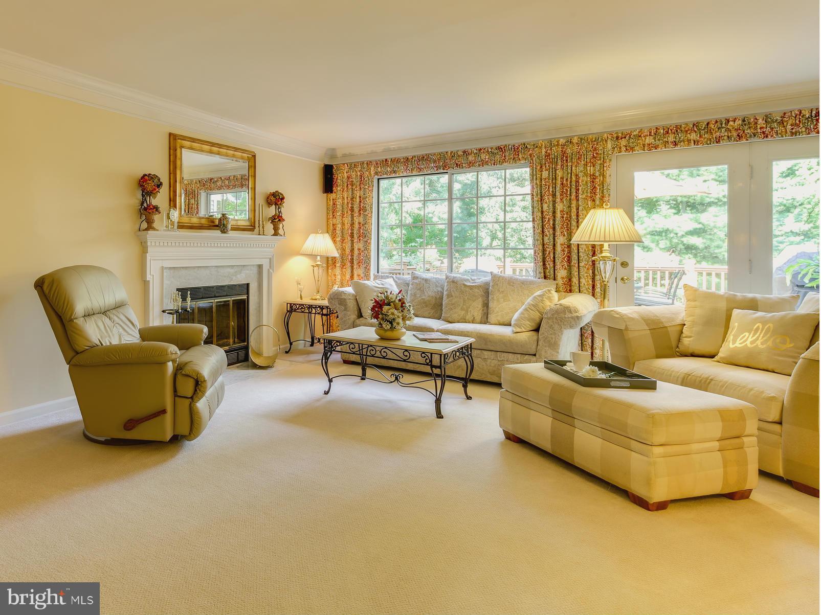 9325 Spring Water Path Jessup, MD 20794 - Photo 14 of 30 Living Room