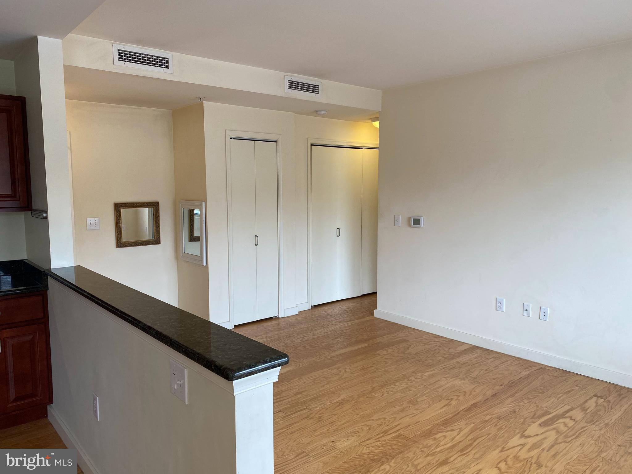 1600 Church Road, Unit B114 Wyncote, PA 19095 - Photo 4 of 22 Living Room