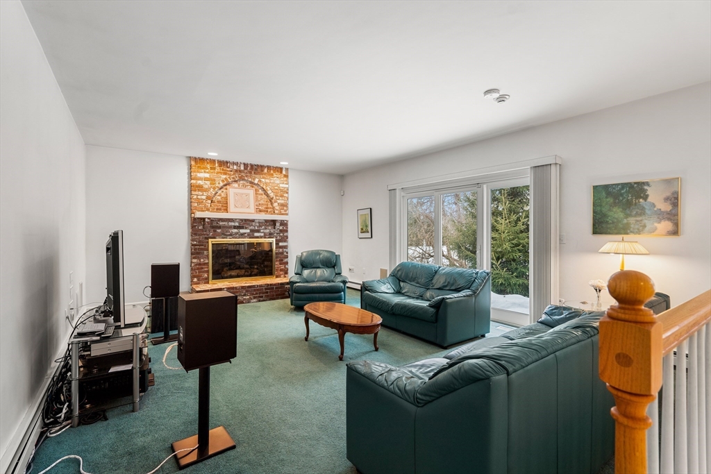 3 Elm Top Lane Beverly, MA 01915 - Photo 7 of 30
