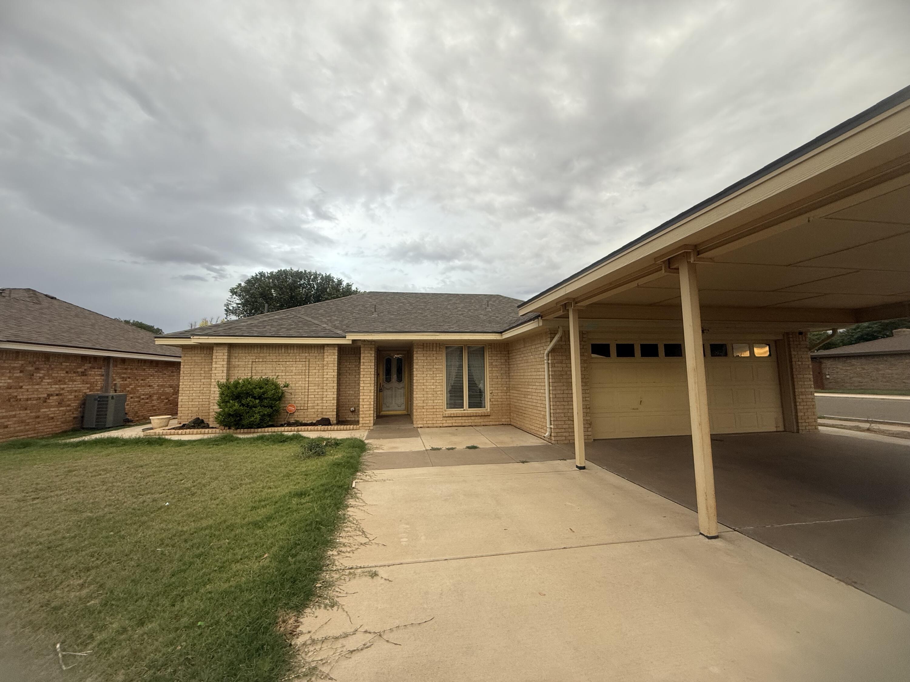 5527 94th Street Lubbock, TX 79424 - Photo 3 of 56 94th front view 2