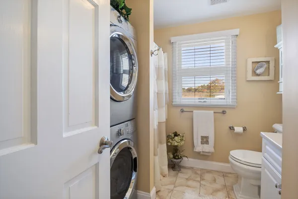 $709,900 | 190 Kings Highway, Unit A1, Hampton, NH 03842