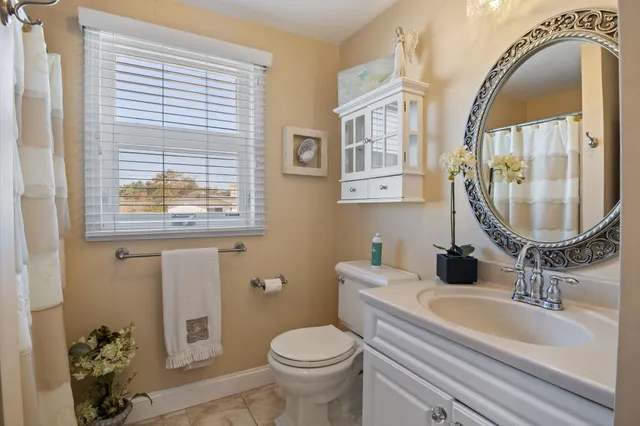 $729,900 | 190 Kings Highway, Unit A1, Hampton, NH 03842