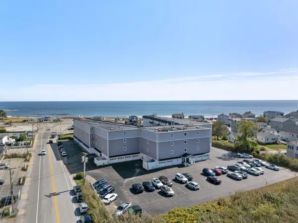 $709,900 | 190 Kings Highway, Unit A1, Hampton, NH 03842
