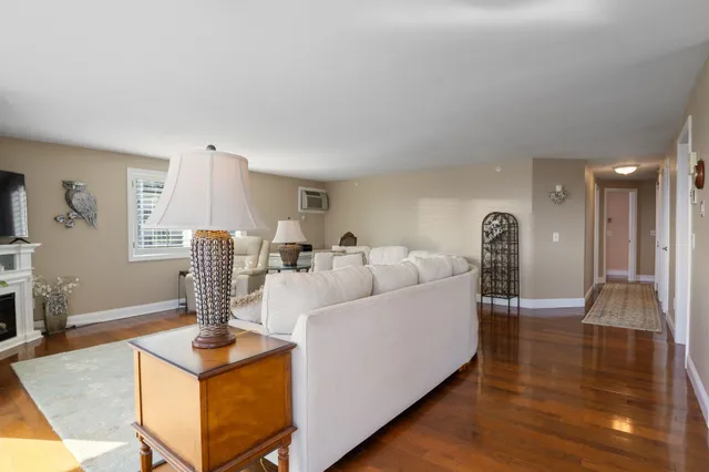 $729,900 | 190 Kings Highway, Unit A1, Hampton, NH 03842