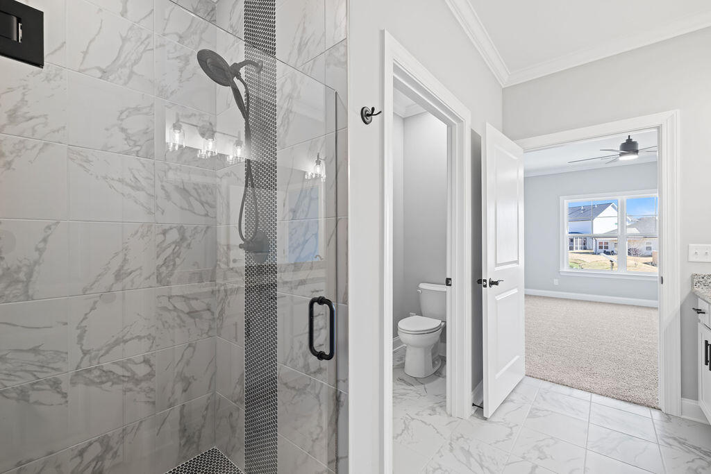 474 Double Play Drive, Unit 108 Chattanooga, TN 37421 - Photo 15 of 33 Primary Bathroom Views