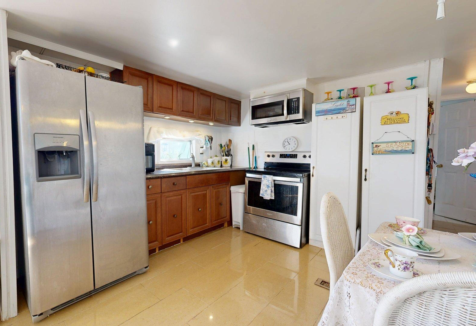 1412 Calder Road Key Largo, FL 33037 - Photo 18 of 28 18