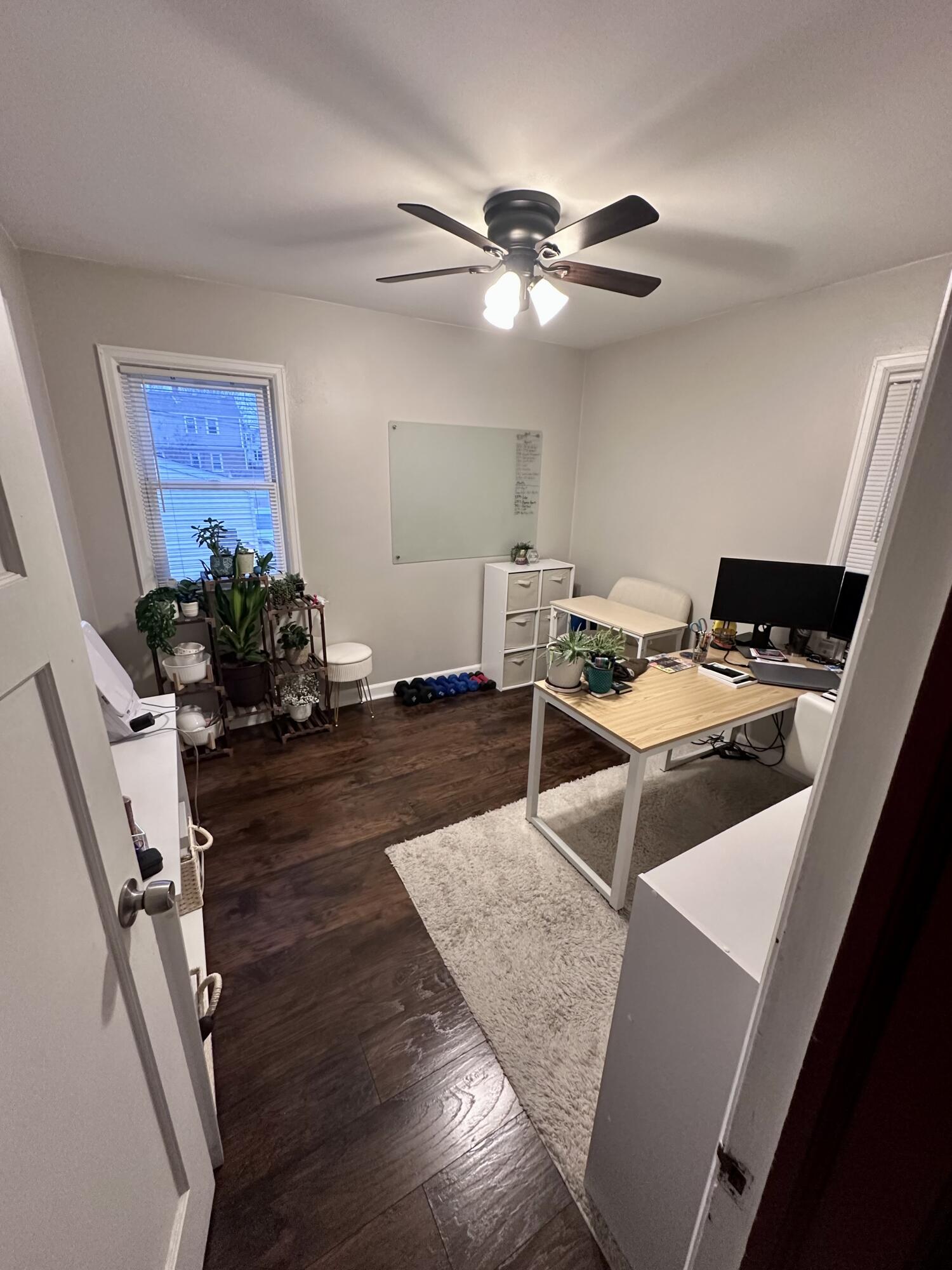 3924 South 2nd Street Milwaukee, WI 53207 - Photo 11 of 18 Lwr BR2