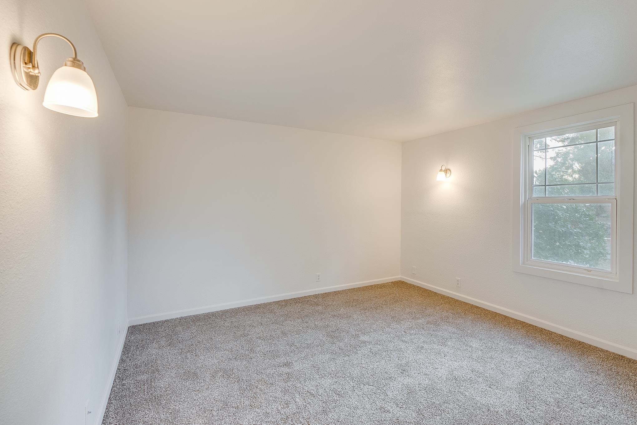 228 Poplar Street Tekoa, WA 99033 - Photo 15 of 27