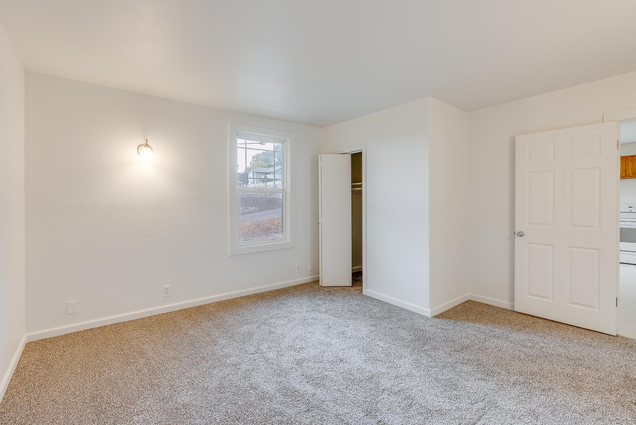 228 Poplar Street Tekoa, WA 99033 - Photo 16 of 27