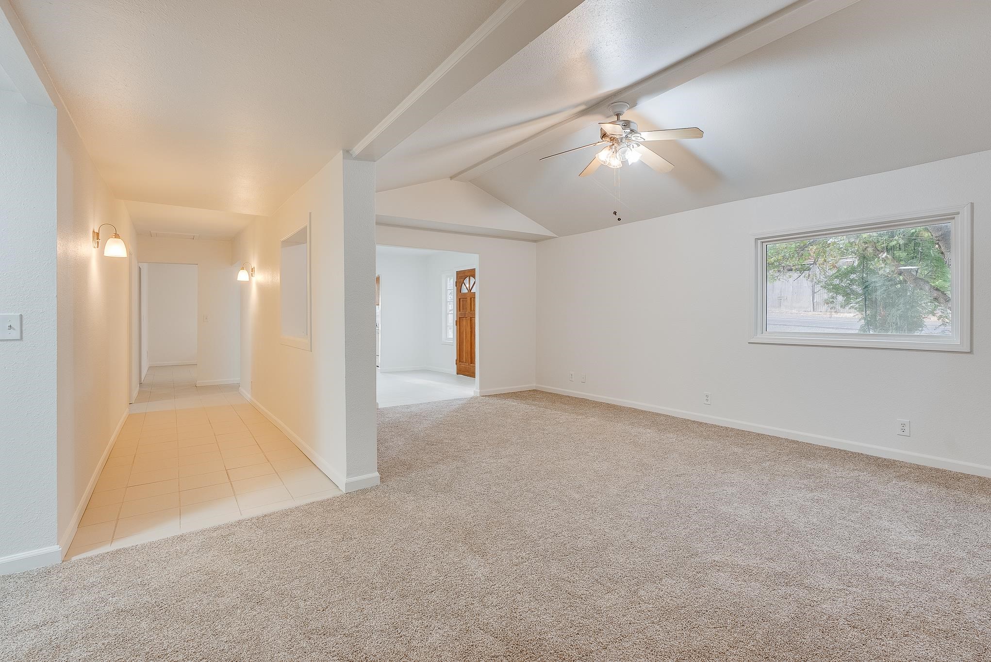 228 Poplar Street Tekoa, WA 99033 - Photo 7 of 27