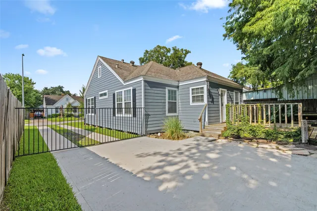a view of backyard of house