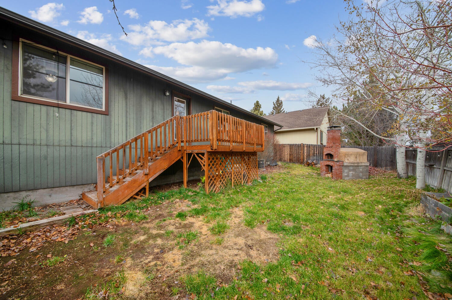 20558 Prospector Loop Bend, OR 97702 - Photo 28 of 35 Backyard