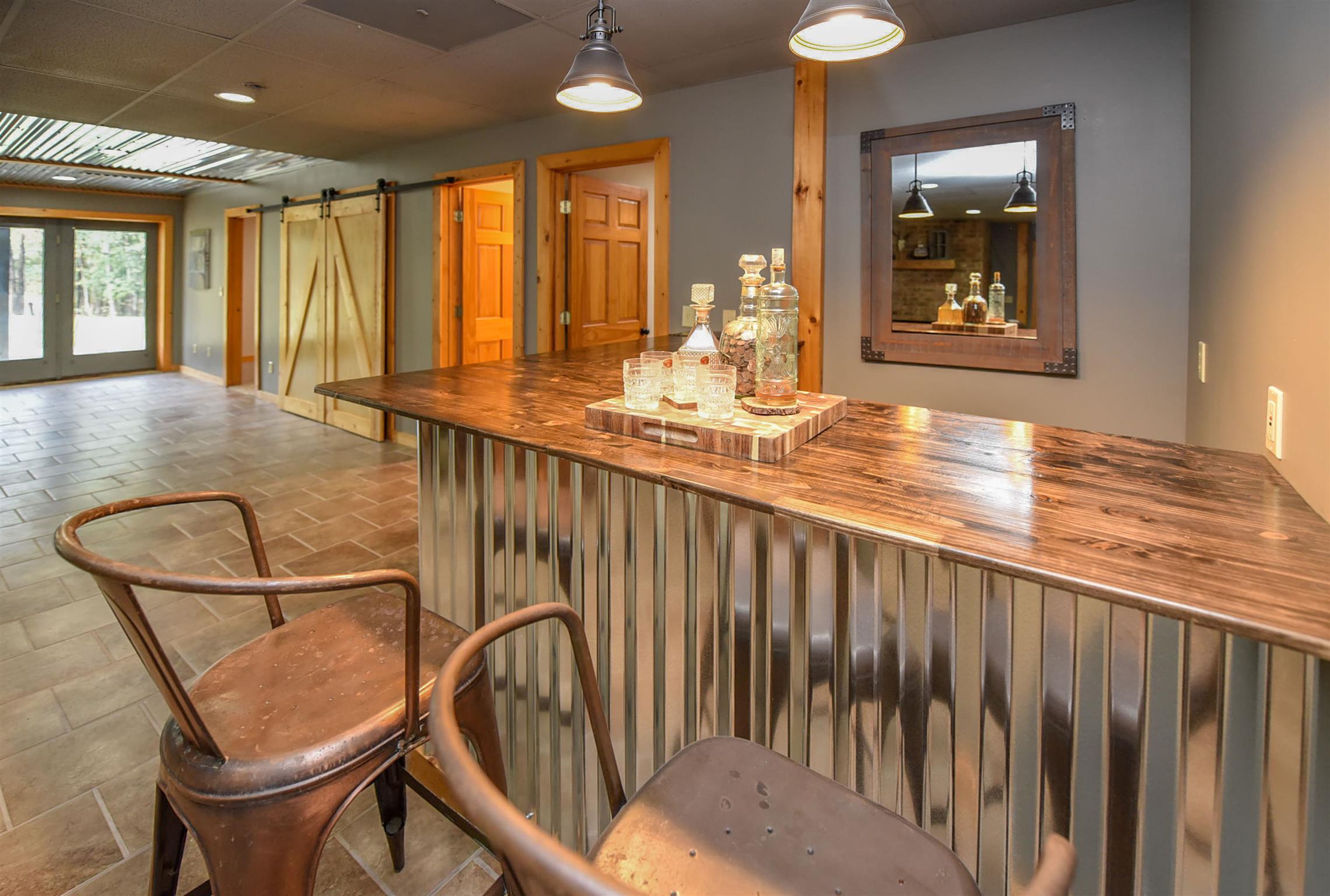 1615 Shell Road Goodlettsville, TN 37072 - Photo 23 of 30 a balcony with table and chairs