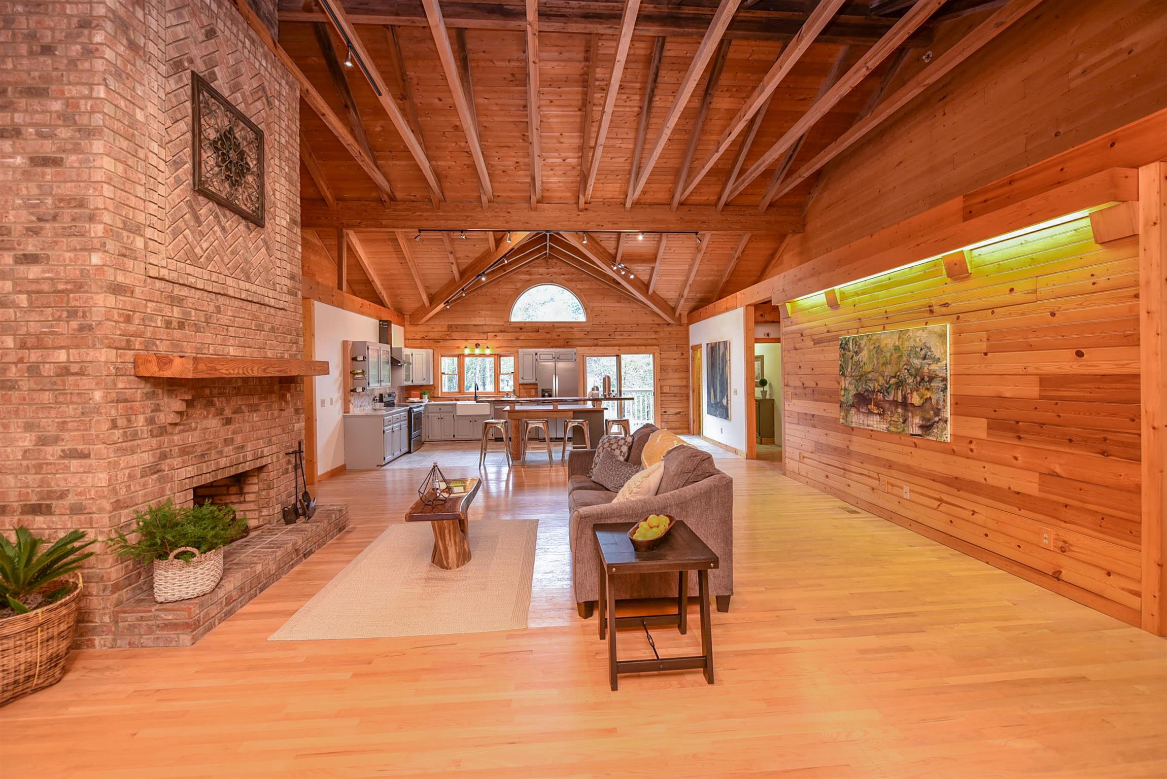 1615 Shell Road Goodlettsville, TN 37072 - Photo 10 of 30 a view of a patio with table and chairs and potted plants