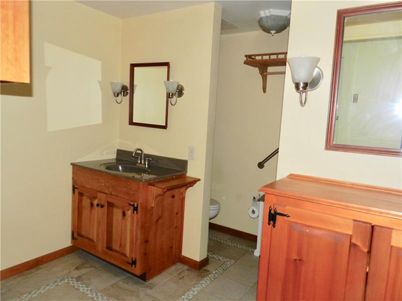 1437 Old Butler Road New Castle, PA 16101 - Photo 12 of 25