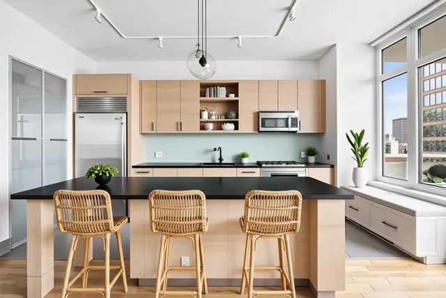 $2,295,000 | 325 5th Avenue, Unit 34D | Midtown South