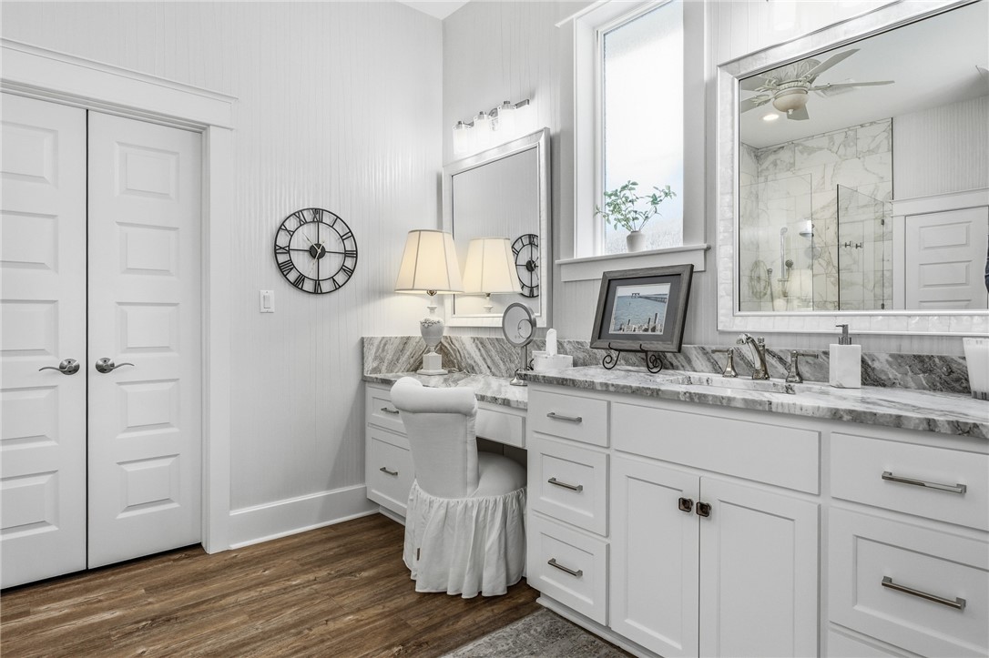 12 Sea Shell Shores Rockport, TX 78382 - Photo 16 of 40 a bathroom with a sink and a mirror