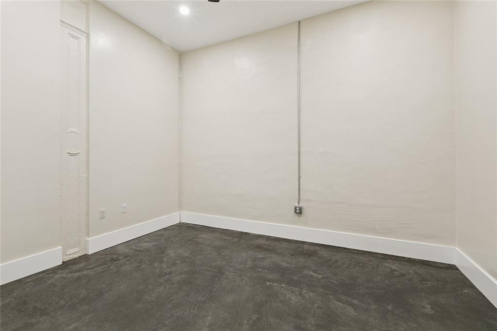 137 Carondelet Street, Unit 101 New Orleans, LA 70130 - Photo 7 of 12