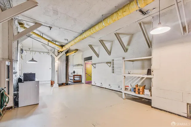 $995,000 | 1411 Oakdale Avenue, San Francisco, CA 94124