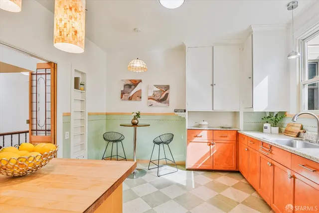 $995,000 | 1411 Oakdale Avenue, San Francisco, CA 94124