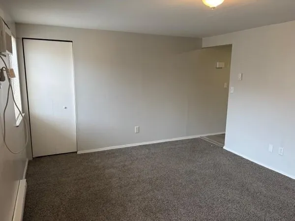 $725 | 500 Milltown Road, Unit 505B, New Kensington, PA 15068