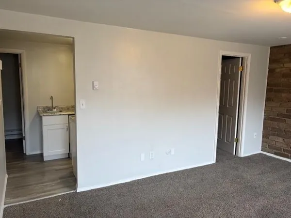 $725 | 500 Milltown Road, Unit 505B, New Kensington, PA 15068