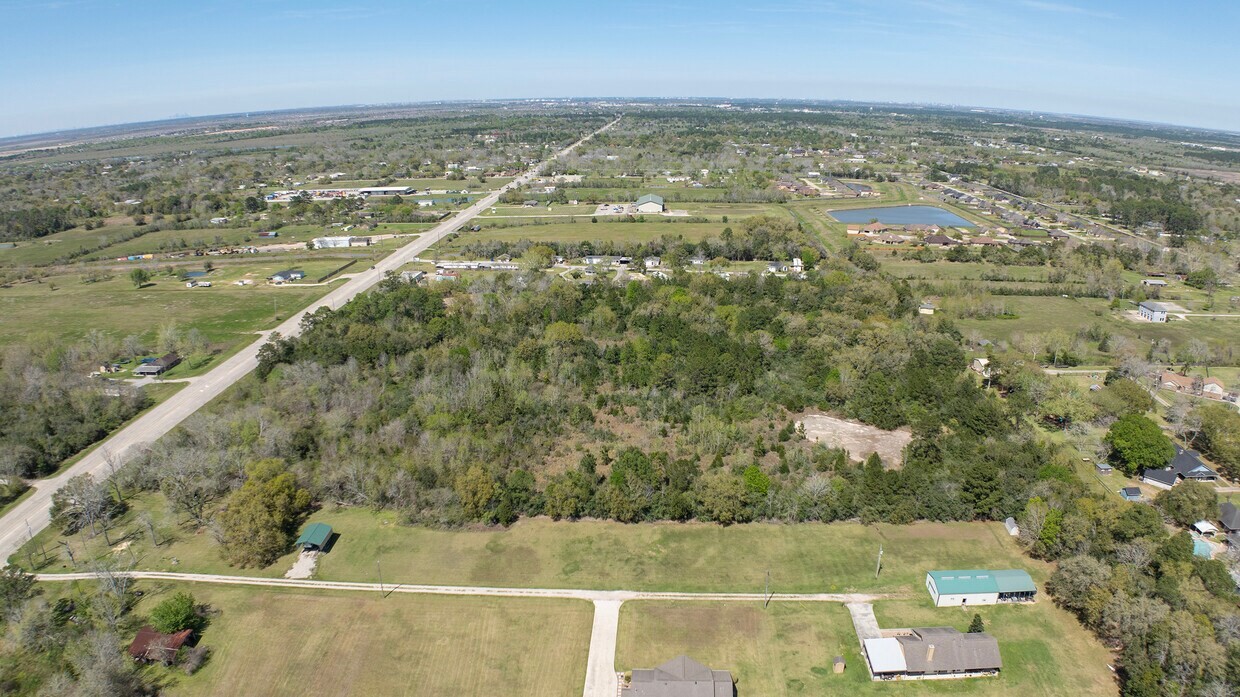 2701 Fm 646 Road North Santa Fe, TX 77510 - Photo 3 of 6