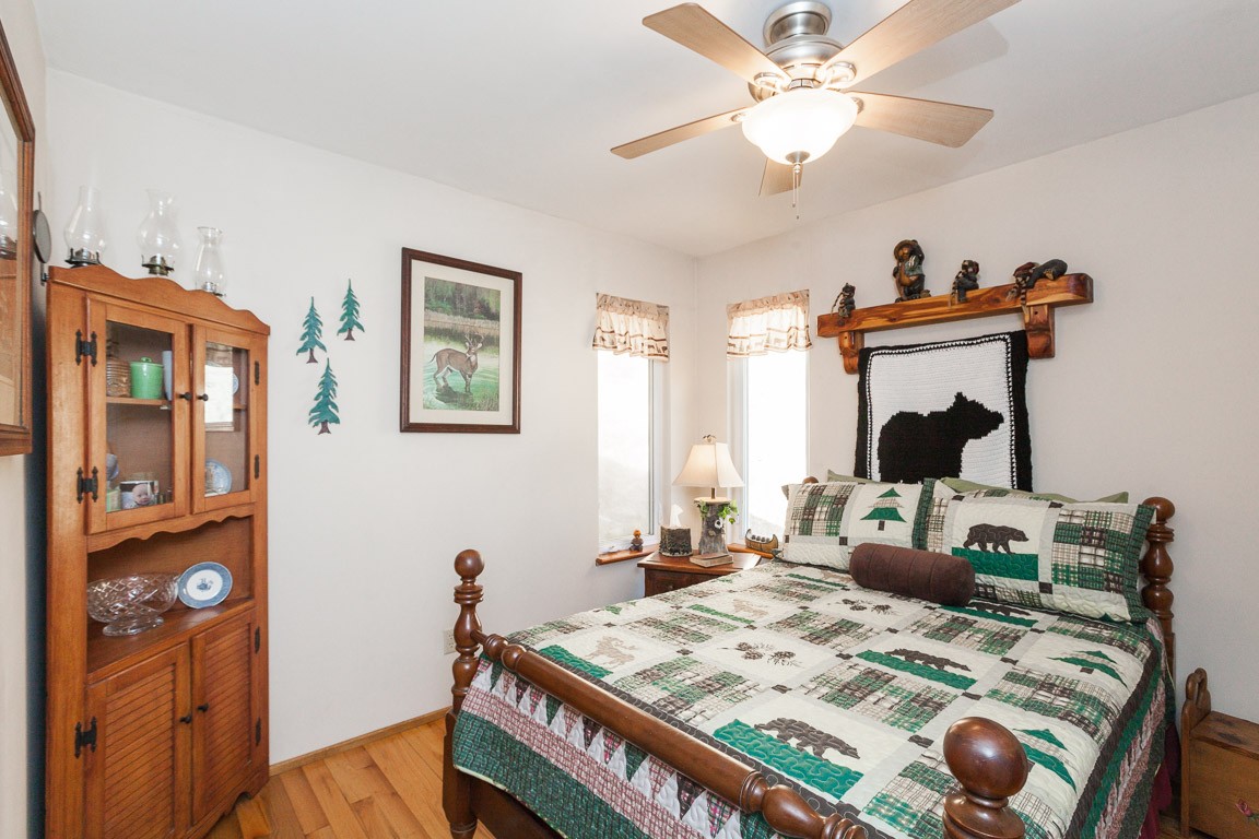 3155 Rocky Point Road Stewart, TN 37175 - Photo 23 of 44 a view of a workspace with furniture
