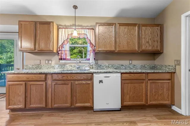 $350,000 | 10370 Whispering Hills Drive, Blackwell, MO 63626