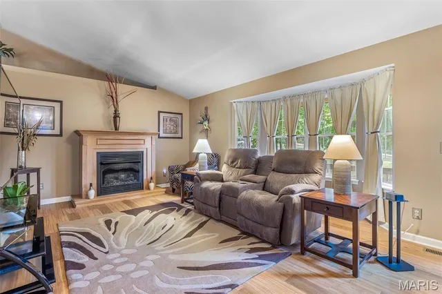 $350,000 | 10370 Whispering Hills Drive, Blackwell, MO 63626