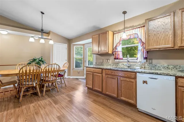 $350,000 | 10370 Whispering Hills Drive, Blackwell, MO 63626