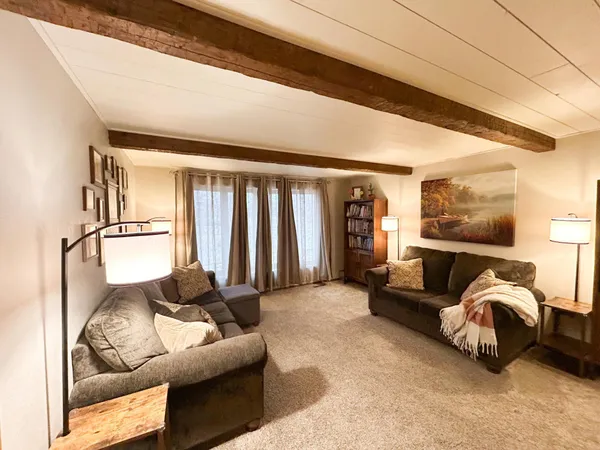$374,500 | 1166 Maplewood Drive, Worthington, MN 56187
