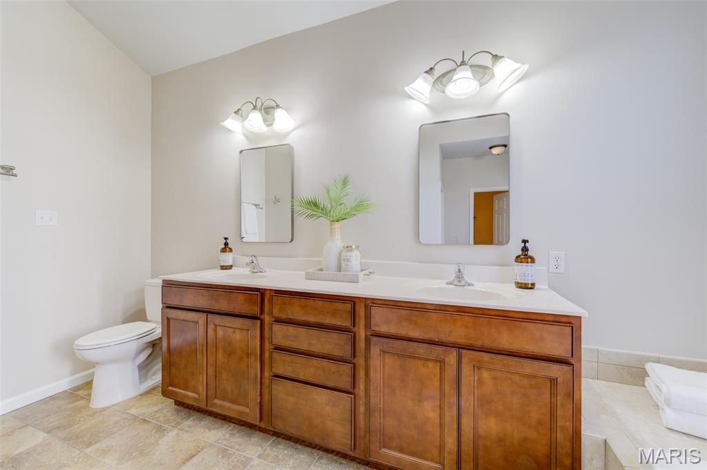 2671 Whitetail Lane O'Fallon, MO 63368 - Photo 39 of 89