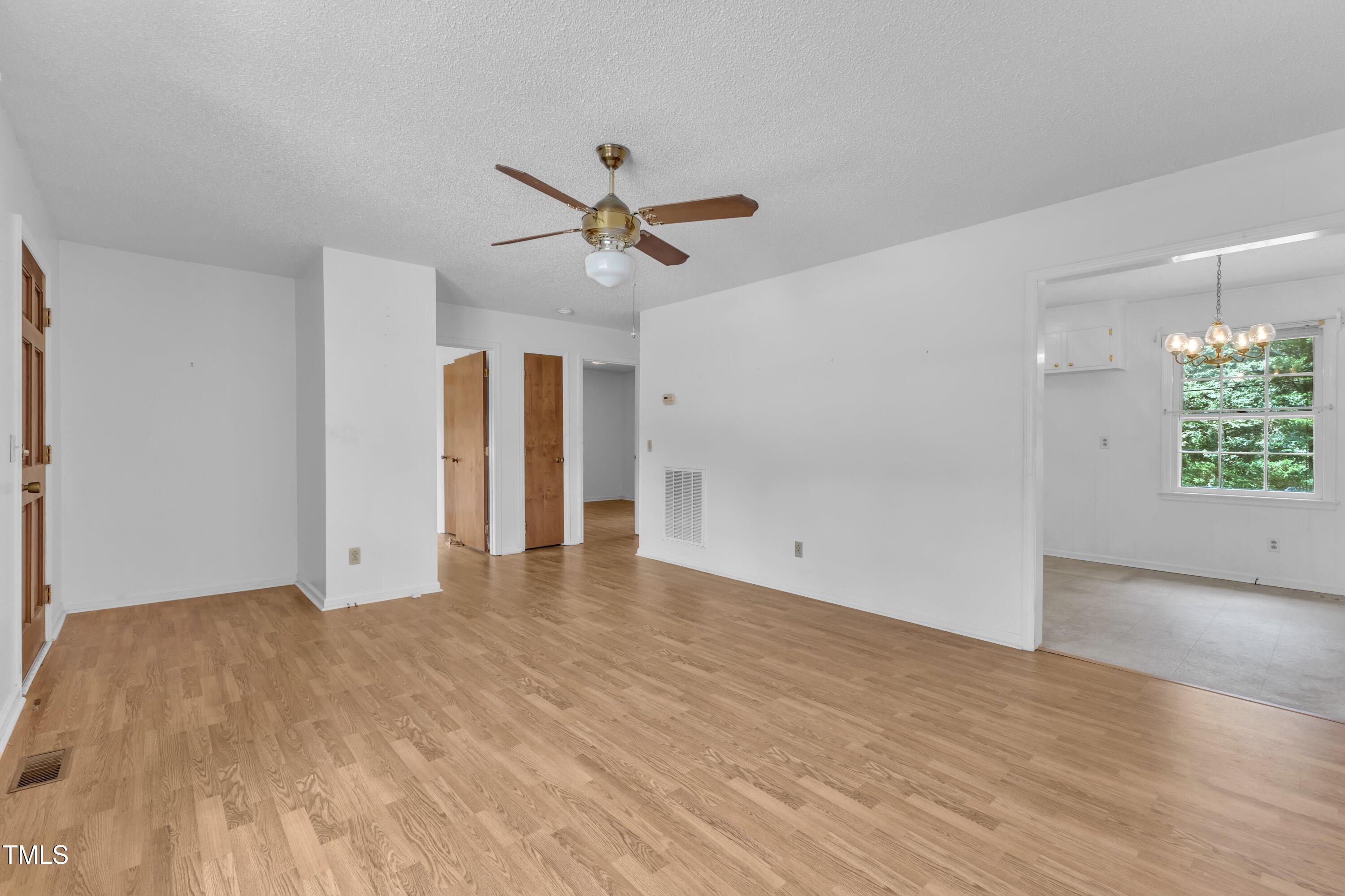 804 Colonial Drive Raleigh, NC 27603 - Photo 6 of 20 05-804 Colonial-22