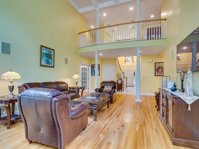 $2,850,000 | 14 Nassau Drive, Winchester, MA 01890