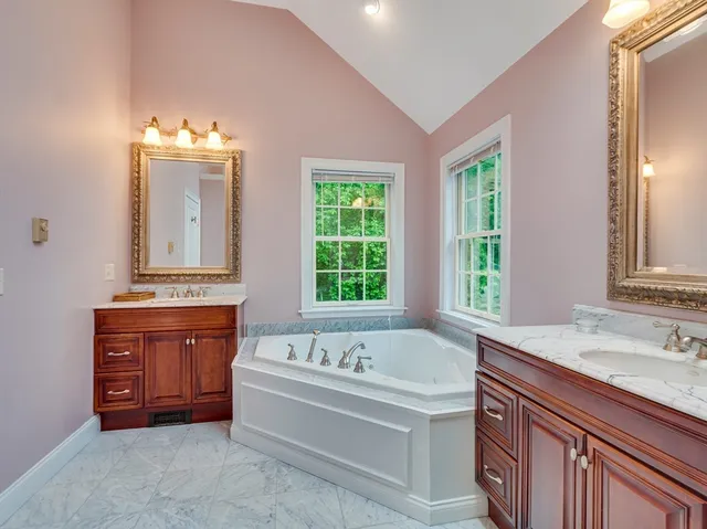 $2,850,000 | 14 Nassau Drive, Winchester, MA 01890