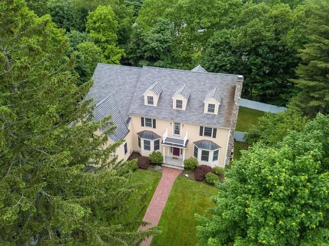 $2,850,000 | 14 Nassau Drive, Winchester, MA 01890