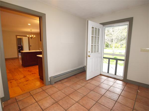491 South Meadow Road Lancaster, MA 01523 - Photo 15 of 27