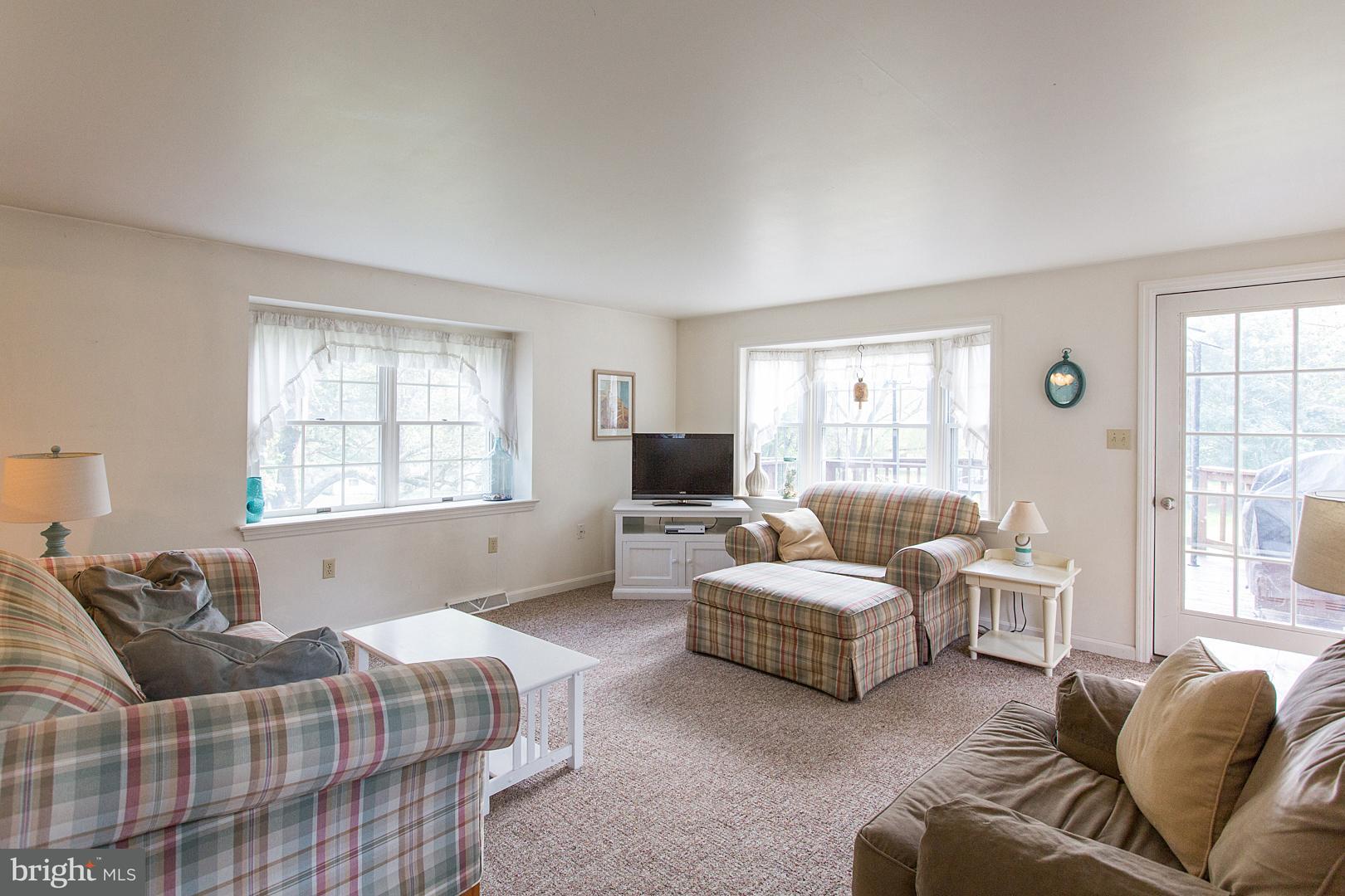 214 Landis Valley Road Lititz, PA 17543 - Photo 5 of 47