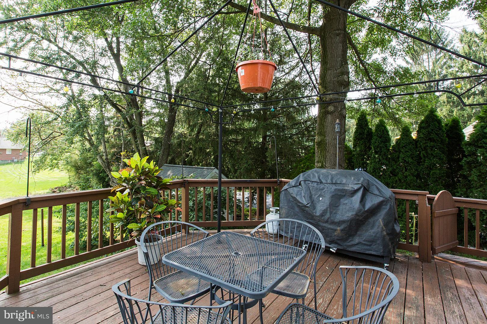 214 Landis Valley Road Lititz, PA 17543 - Photo 9 of 47