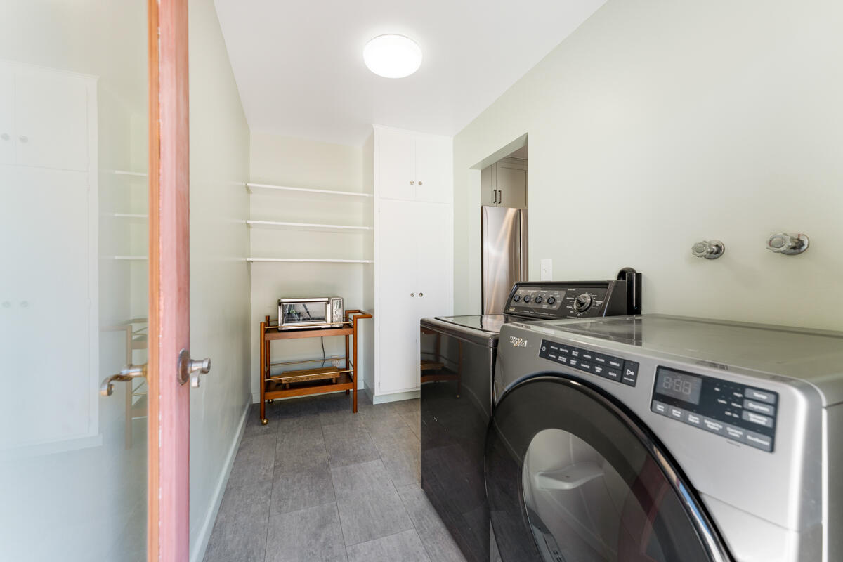 4126 Foothill Road Santa Barbara, CA 93110 - Photo 24 of 32 a utility room with dryer and washer