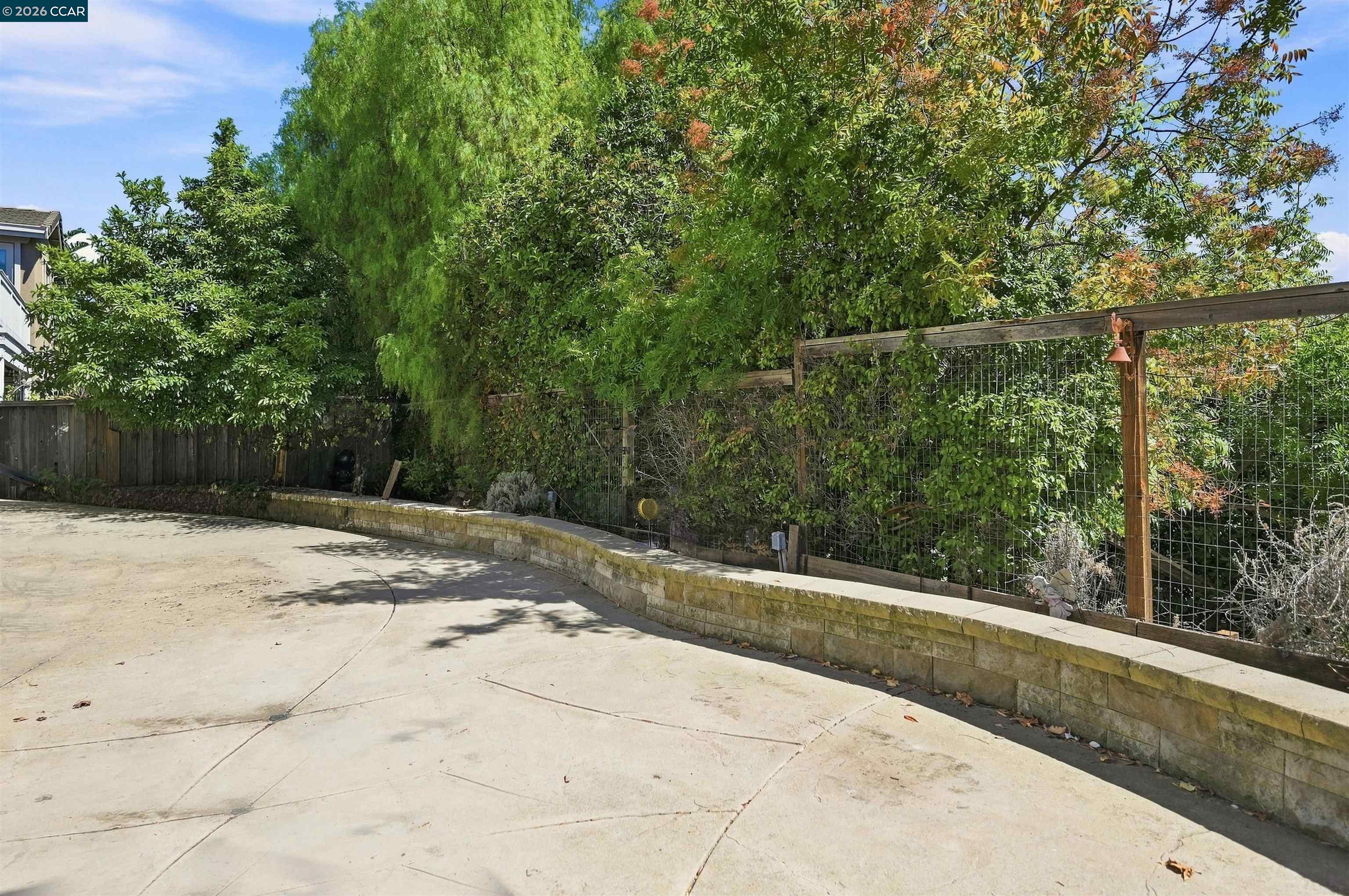 5193 Crystyl Ranch Drive Concord, CA 94521 - Photo 36 of 48 Gallery Image 36
