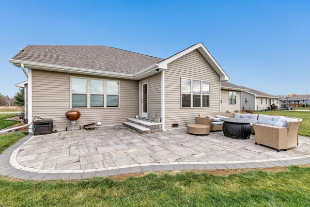 $519,900 | 1765 Jerome Way, Green Bay, WI 54313