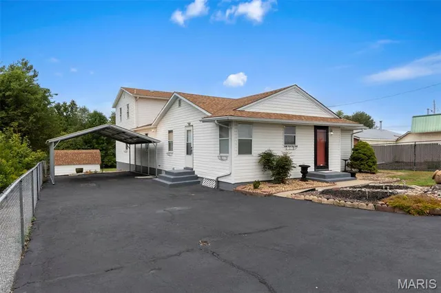 $284,900 | 5748 Highway 25, Cape Girardeau, MO 63701