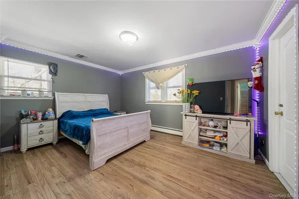 $789,000 | 342 Revilo Avenue, Shirley, NY 11967