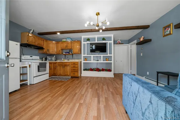 $789,000 | 342 Revilo Avenue, Shirley, NY 11967