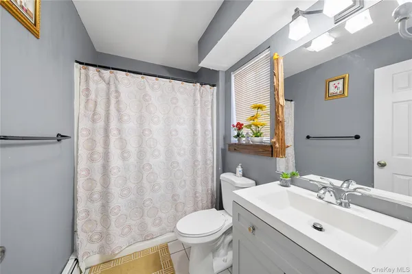 $789,000 | 342 Revilo Avenue, Shirley, NY 11967