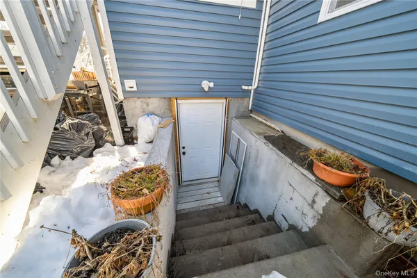 $789,000 | 342 Revilo Avenue, Shirley, NY 11967